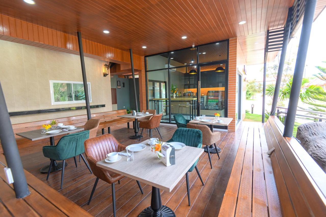 Avarin Resort Pak Chong Exterior foto